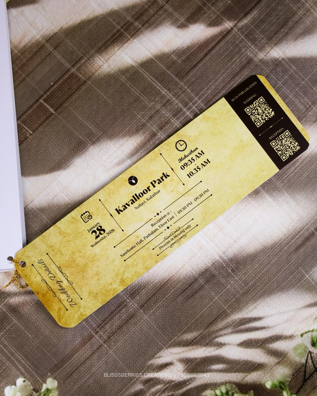 Traditional Vintage Thaaliyola Wedding Invitation Card with Golden Tie – English | Top Selling - Image 4