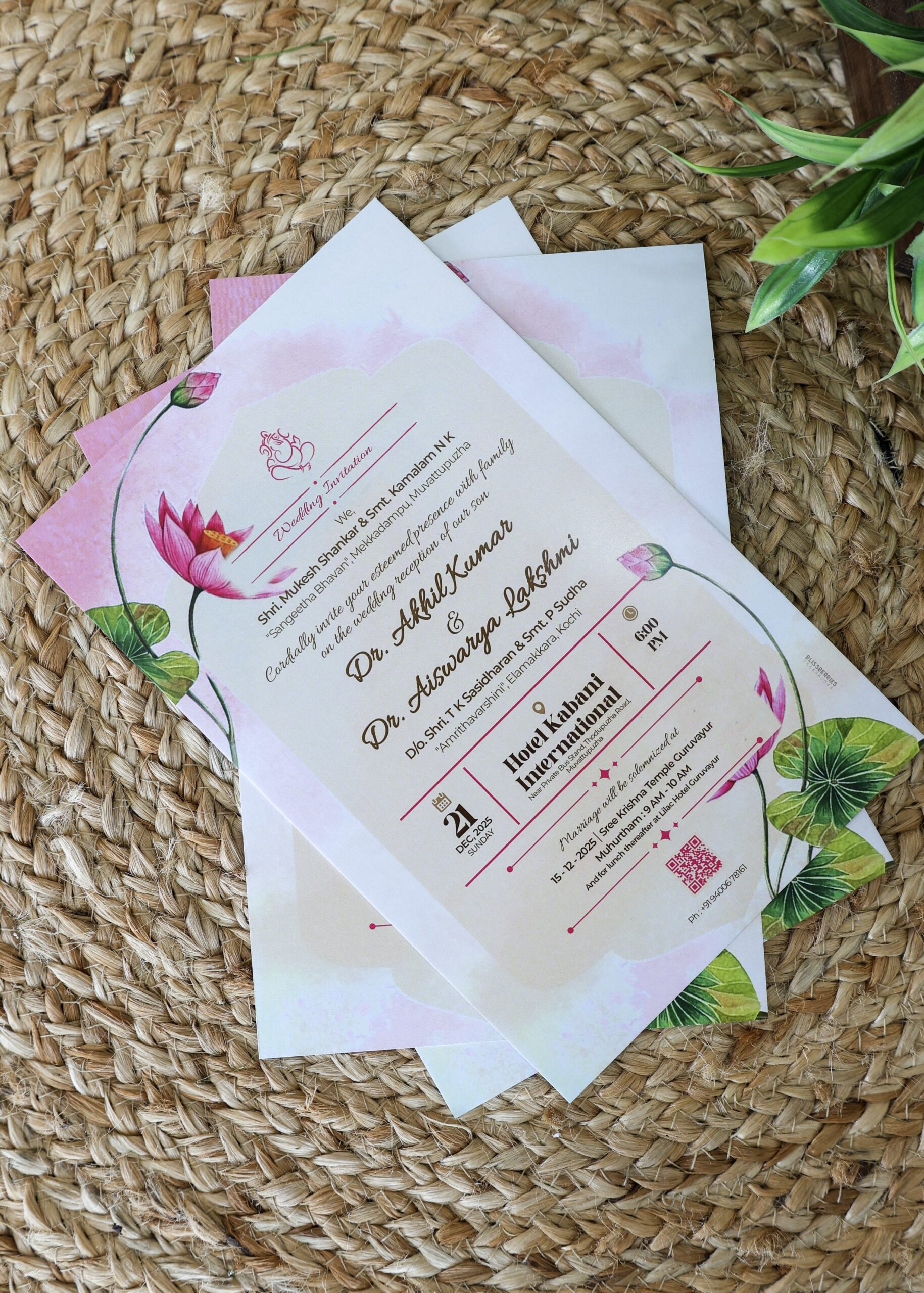 Lotus Themed Single Layer Wedding Invitation