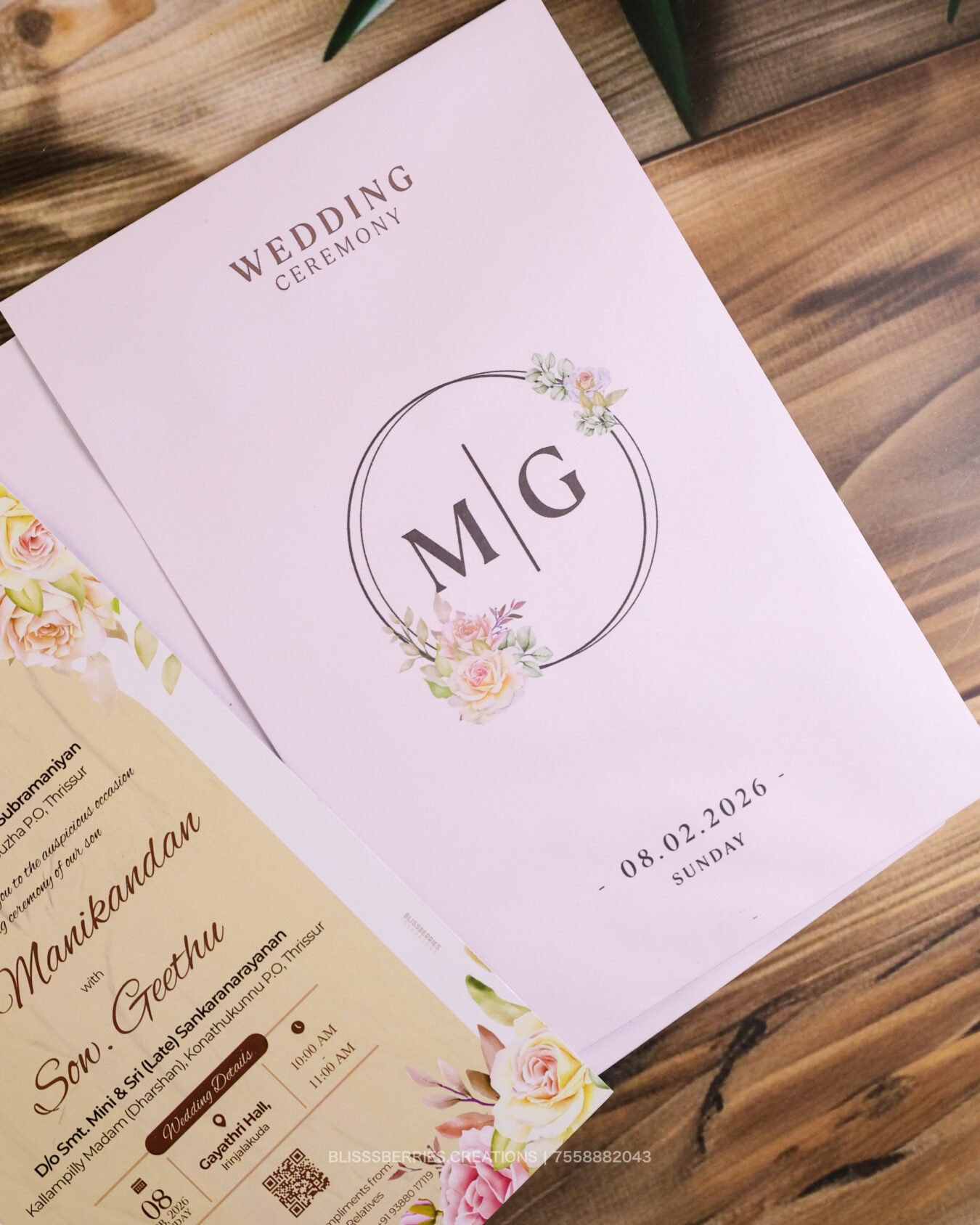 VedaEnvelope Classic – Single Layer Wedding Invitation with Envelope, Sacred Motifs and Elegant Typography