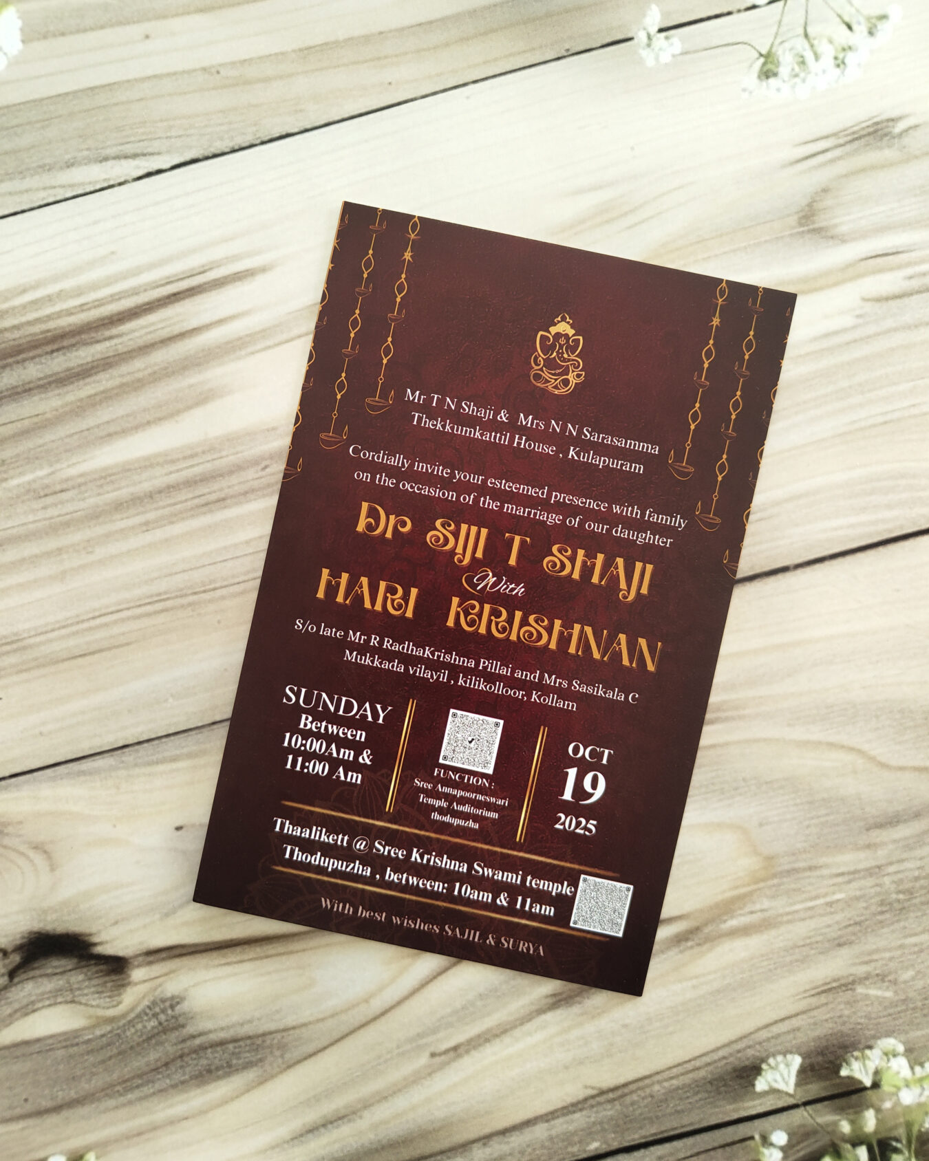 Maroon Single Layer Wedding Invitation Card